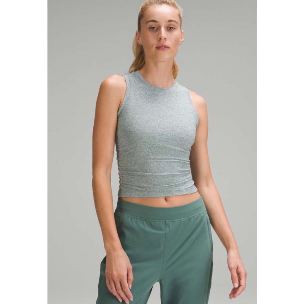 lululemon License to Train Tight-Fit Tank Top  Size 8 medium forest